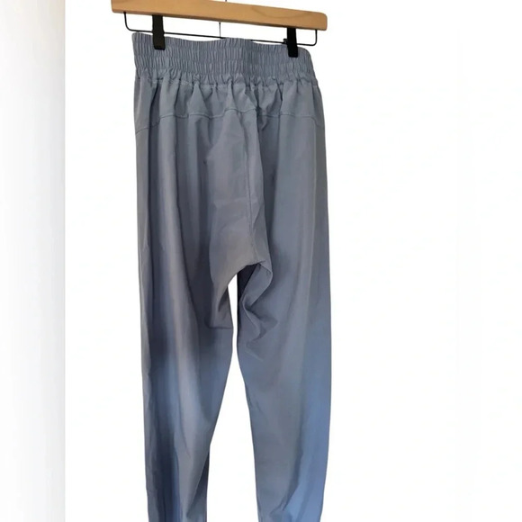 Halara High Waisted Elastic Waistband Hiking Joggers Blue Size XS - Picture 11 of 12